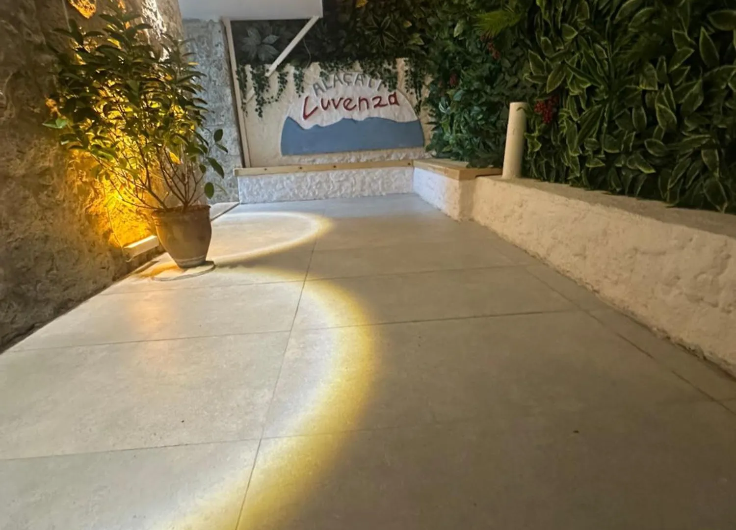 Luvenza Alacati Hotel Ildiri